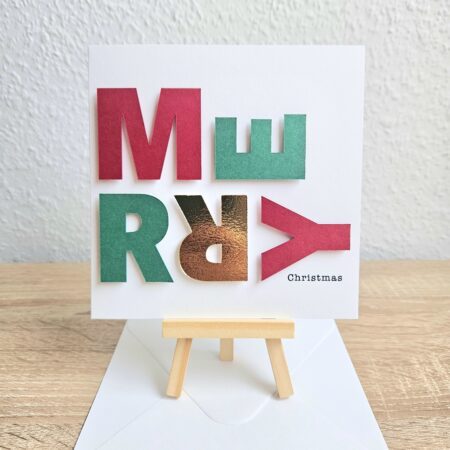 Carte de voeux "Merry Christmas" aux lettres en relief rouge, vert et doré, création artisanale Cartes d’émoi